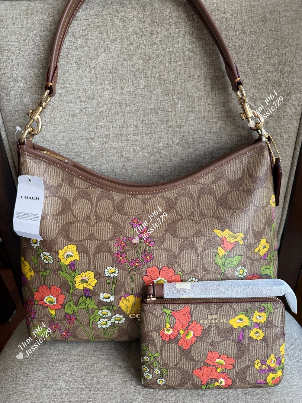NWT！2PCS COACH Laurel Shoulder Bag In Signature With Floral Print And Wristlet